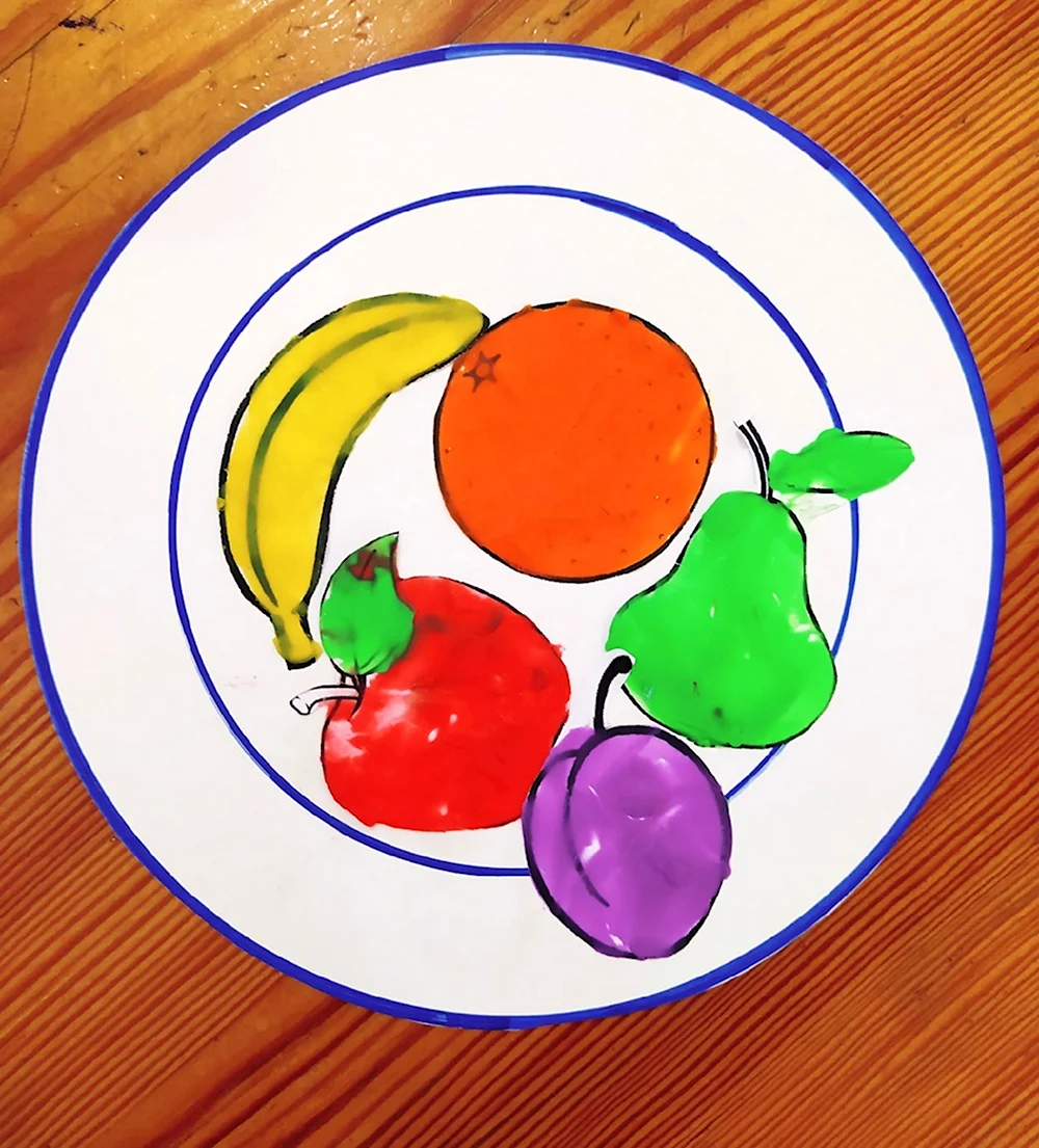 Аппликация фрукты на тарелке