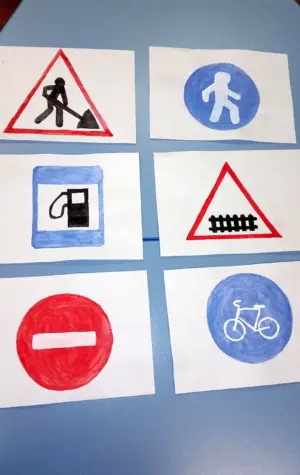 Рисование дорожные знаки