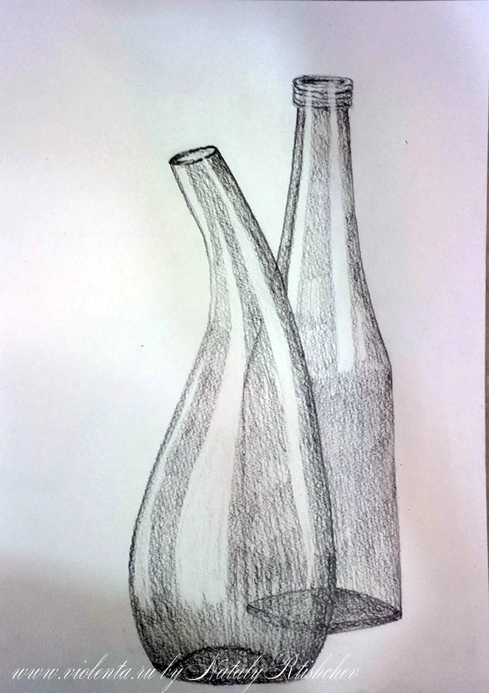 Стеклянная бутылка карандашом
